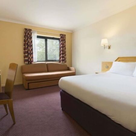 Days Inn Taunton Luaran gambar